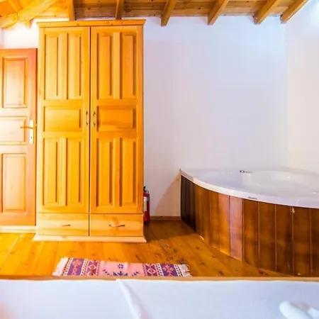 Nilay - Tarihi Dokusu Ile Unutulmaz Tatil