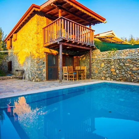 Nilay - Tarihi Dokusu Ile Unutulmaz Tatil *